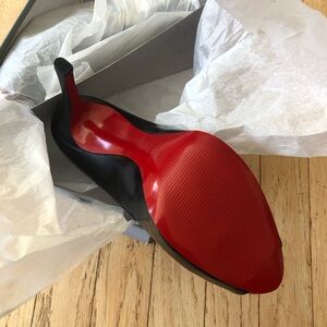 NEW Nine West Lia Tris Black Leather w/Red Bottoms